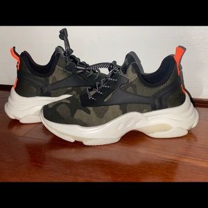 Steven Madden women’s shoes 7 size